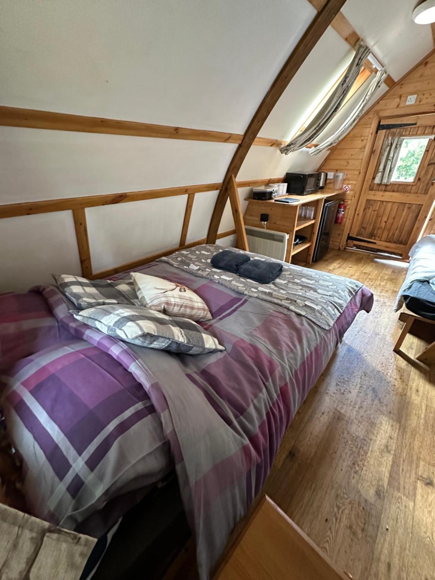 Glamping Life Retreat Apartment Nantmel ภายนอก รูปภาพ