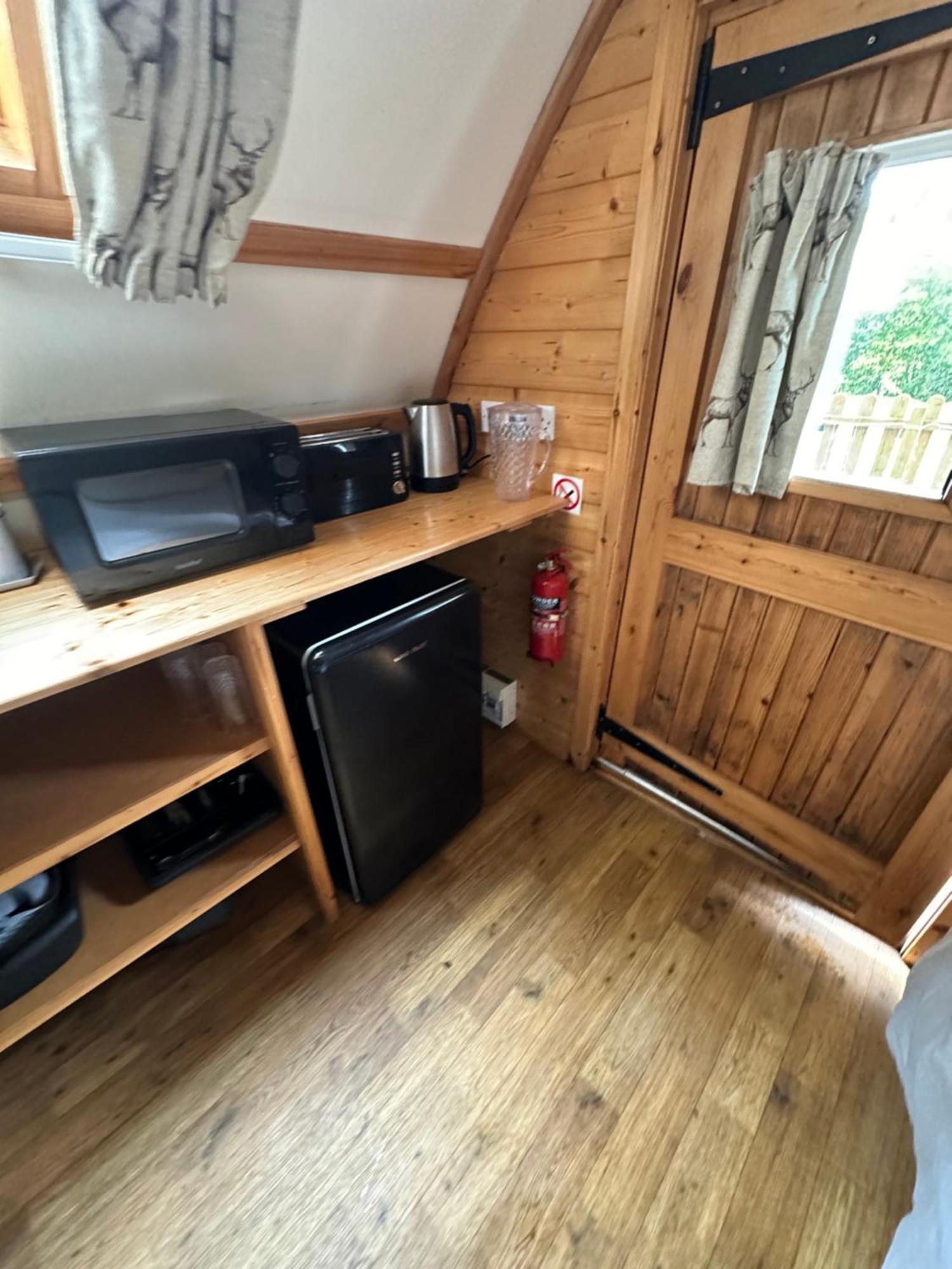 Glamping Life Retreat Apartment Nantmel ภายนอก รูปภาพ