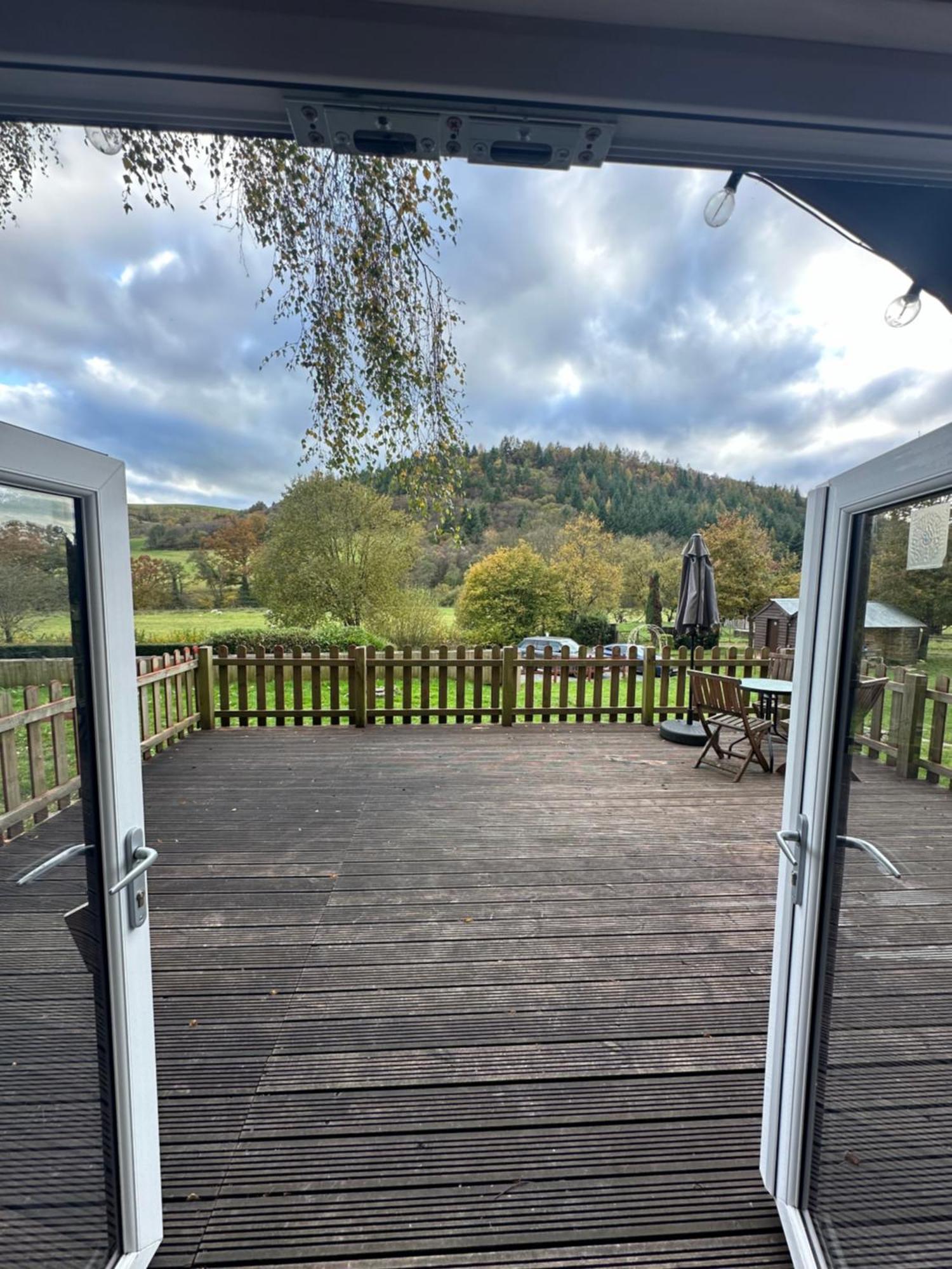 Glamping Life Retreat Apartment Nantmel ภายนอก รูปภาพ